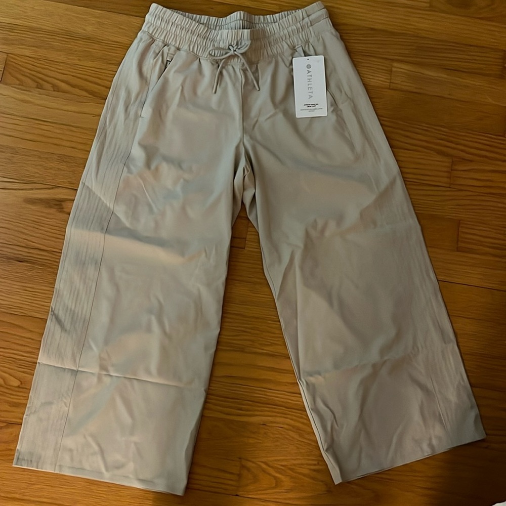 Avenue Wide Leg Crop Pant